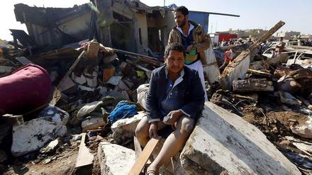 Nur noch Ruinen: Saudische Kampfjets haben in Sanaa viele Häuser zerstört.