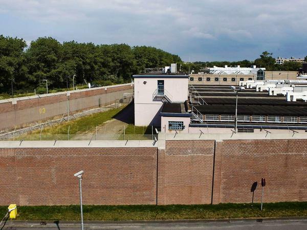 Die Niederlande haben dem Internationalen Strafgerichtshof einen Teil des Gefängnisses in Scheveningen zur Verfügung gestellt. 