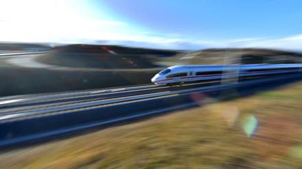 Ist es bis 2030 möglich, durch ein modernes, schnelles Bahn-Angebot Inlandsflüge überflüssig zu machen? 