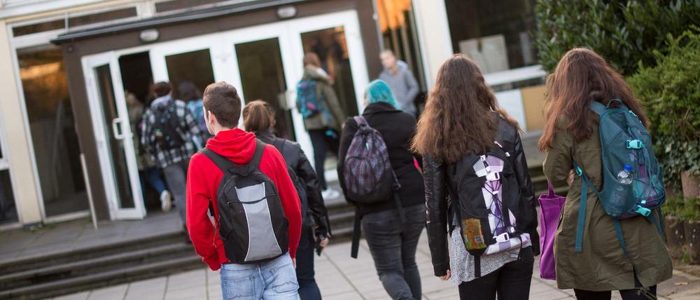 Die Oberstufenschüler am Alsdorfer Gymnasium dürfen selbst entscheiden, ob sie zur ersten oder zweiten Stunde kommen. 