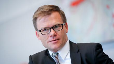 Der neue Parlamentarische Geschäftsführer der SPD, Carsten Schneider, hält die Wahlniederlage seiner Partei für "bedrohlich".
