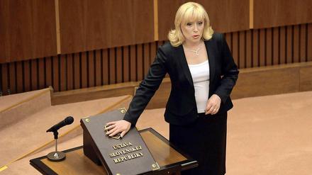 Iveta Radicova legt den Amtseid ab. 