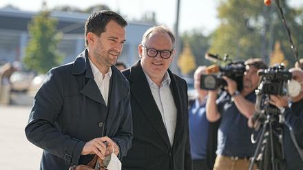 Johannes Vogel (l) und Harald Christ, Bundesschatzmeister der FDP, haben keine Berührungsängste mit Sozialliberalem.