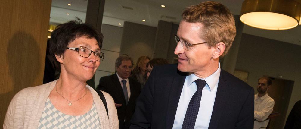 Daniel Günther (CDU) und Monika Heinold (Bündnis 90/Die Grünen) starten Sondierungsgespräche für eine neue Regierung.