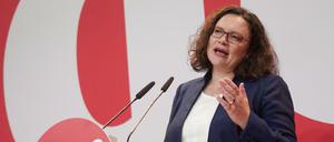 SPD-Chefin Andrea Nahles forderte auf dem SPD-Debattencamp den kompletten Umbau des Sozialstaats.