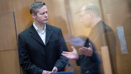 Angeklagt für den Mord an Lübcke: Stephan Ernst vor Gericht