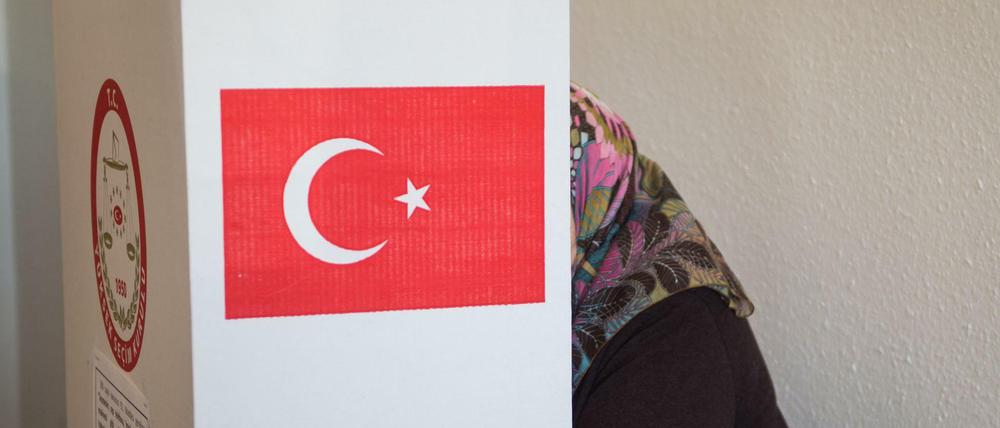 In Europa leben etwa 2,5 Millionen türkische Wähler, die Hälfte davon in Deutschland.