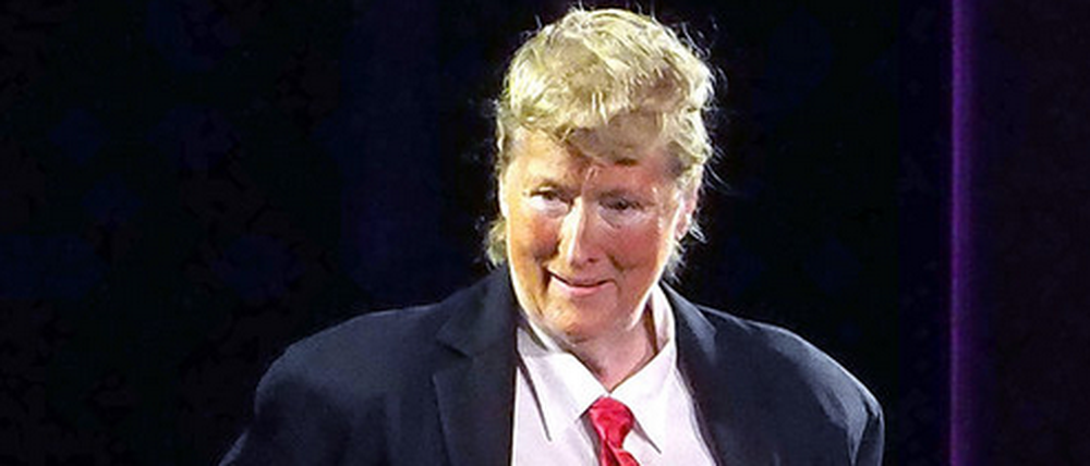Oranges Makeup, schrille Frisur: Meryl Streep bei ihrem einmaligen Auftritt als Donald Trump
