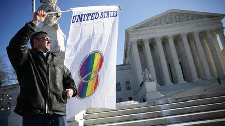 Gleichgeschlechtliche Ehen wurden in den USA durch eine Entscheidung des Obersten Gerichts 2015 legalisiert.