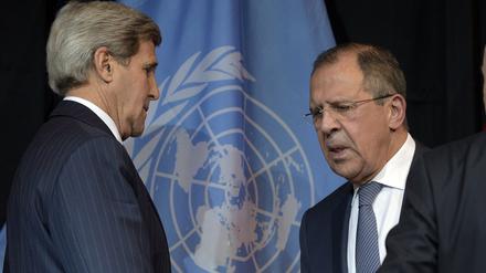 US-Außenminister John Kerry und sein russischer Kollege Sergei Lavrov bei der Syrien-Konferenz in Wien.
