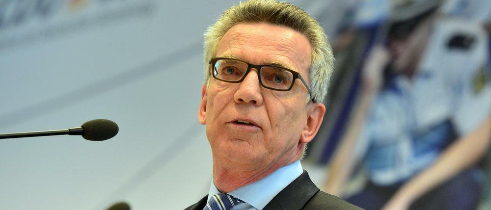Bundesinnenminister Thomas de Maiziere will "lückenlose Aufklärung". 