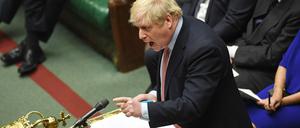 Der britische Premier Boris Johnson spricht am 11.03.2020 im Britischen Unterhaus.