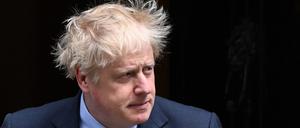 Der britische Premierminister Boris Johnson vor seinem Amtssitz in der Downing Street.
