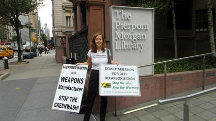 Tamara Lorincz findet nicht, dass ein Rüstungsunternehmen eine Klimaveranstaltung sponsern sollte.