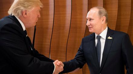 Beim G20-Gipfel in Hamburg war die Stimmung zwischen den Präsidenten Trump und Putin noch einigermaßen freundlich.