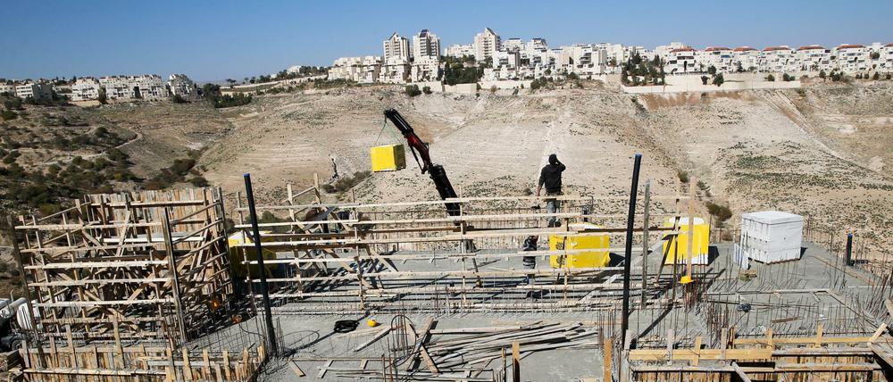 Umstrittene Siedlungen. Nach wie vor entstehen im besetzten Westjordanland neue Wohnungen für Israelis.