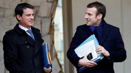 Manuel Valls (links) und Emmanuel Macron, als sie noch zusammen in der Regierung waren. 