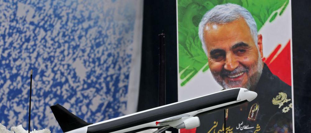 Im Iran wird der von den USA getötete Militärchef Qassem Soleimani von vielen Menschen als Märtyrer verehrt.