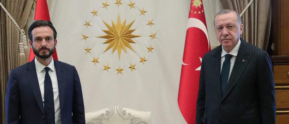 Umstrittener Besuch in der Türkei: Robert Spano bei Recep Tayyip Erdogan 