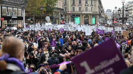 #NousToutes heißt die Bewegung der Demonstranten.