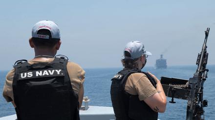 Auch die US-Marine ist in der Straße von Hormus präsent, um die Interessen des Landes und seiner Verbündeten zu wahren.