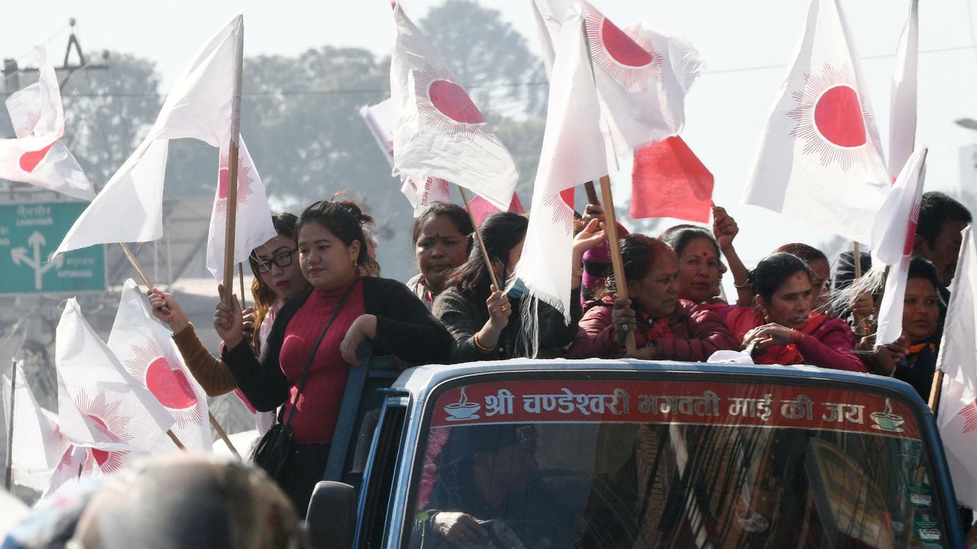 Historische Wahl Linke Parteien gewinnen Parlamentswahlen in Nepal