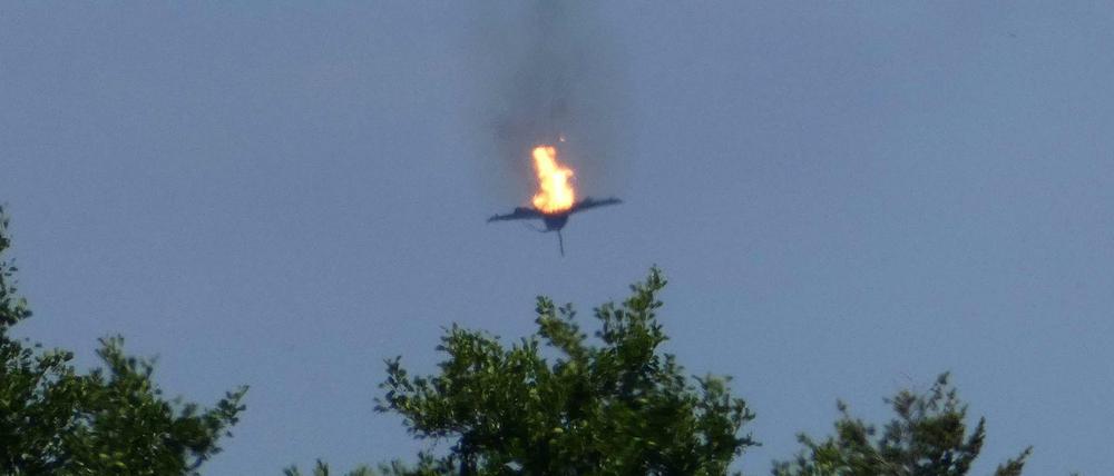 Ein brennender Eurofighter über Malchow.