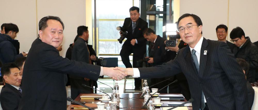 Historisches Treffen: Erstmals seit zwei Jahren reden Süd- und Nordkorea wieder miteinander. 