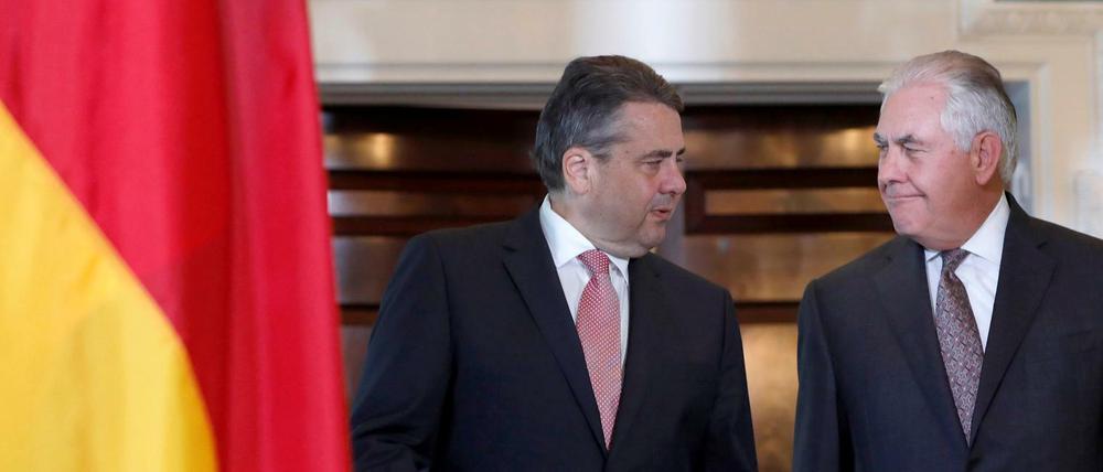 Bitte um Unterstützung: Bundesaußenminister Gabriel (SPD) mit seinem US-Amtskollegen Tillerson 