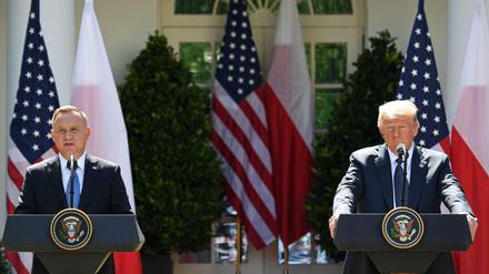 Polens Staatsoberhaupt Andrzej Duda und US-Präsident Donald Trump bei der Pressekonferenz im Rosengarten des Weißen Hauses.