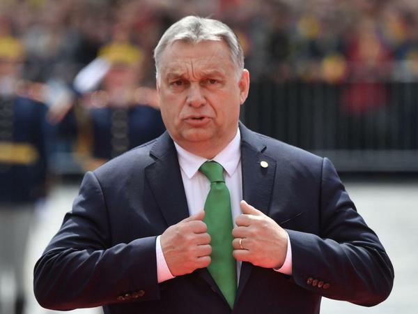 Ungarns Premier Viktor Orbán baut sein "System der nationalen Zusammenarbeit" auf.