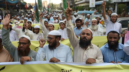 Protest gegen die Aufhebung des Todesurteils für Asia Bibi in Pakistan 