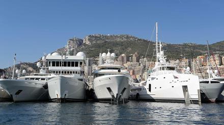 Yachten im Hercules Hafen in Monaco