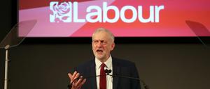 Wohin führt Labour-Chef Jeremy Corbyn seine Partei?