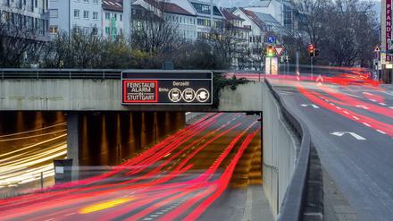 Noch freiwillig: In Stuttgart werden bei Feinstaubbelastung Autofahrer dazu aufgefordert, den öffentlichen Nahverkehr zu nutzen.