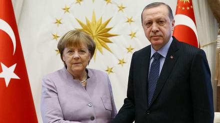 Der erste Besuch nach dem Putschversuch: Am Donnerstag traf Kanzlerin Merkel auf den türkischen Staatspräsidenten Erdogan.