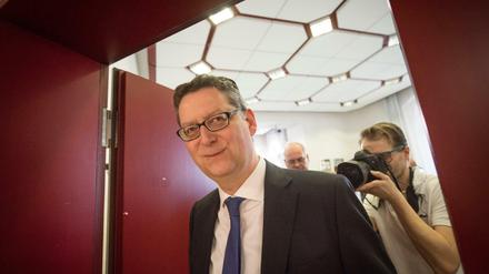 Nach zehn Jahren in der Opposition zieht sich der hessische SPD-Chef Thorsten Schäfer-Gümbel aus der Politik zurück.