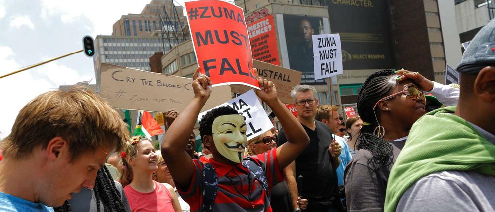 Anti-Zuma-Proteste in Johannesburg: Korruption, Machtmissbrauch, Vetternwirtschaft, so lauten die Vorwürfe