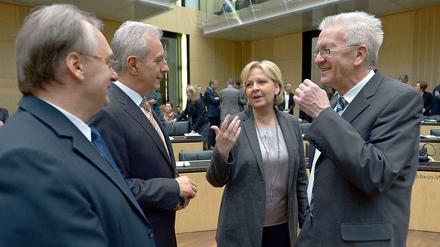 Finden Ost und West zusammen? Die Ministerpräsidenten Haseloff, Tillich, Kraft und Kretschmann (von links).