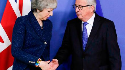 Theresa May und Jean-Claude Juncker in Brüssel