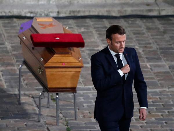 Kriegerische Rhetorik: Präsident Emmanuel Macron bei der Trauerfeier für den ermordeten Lehrer Samuel Paty.