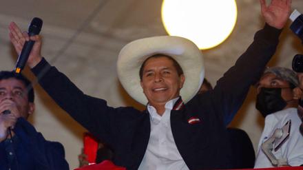 Der linksgerichtete Lehrer Pedro Castillo wurde vor wenigen Tagen in Peru als überraschender Wahlsieger deklariert. 