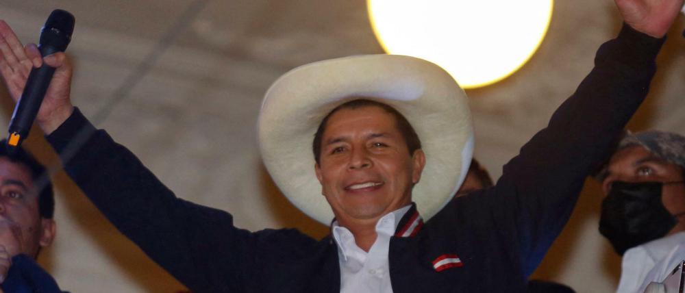 Der linksgerichtete Lehrer Pedro Castillo wurde vor wenigen Tagen in Peru als überraschender Wahlsieger deklariert. 