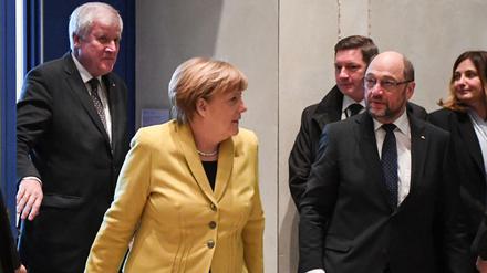 Bundeskanzlerin Angela Merkel (CDU), Martin Schulz (SPD) und Horst Seehofer (CSU) auf einem Archivbild.