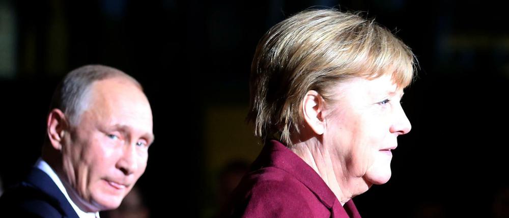 Die damalige Bundeskanzlerin Angela Merkel (CDU) und der russische Staatspräsident Wladimir Putin.