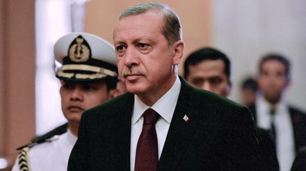 Recep Tayyip Erdogan, Präsident der Türkei, lässt Richter, Staatsanwälte und Polizisten verfolgen, die gegen Korruption in der Regierung ermitteln.