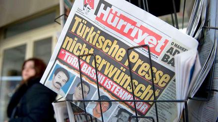 Dass die Richter weder türkische Diplomaten noch türkische Reporter im Saal sehen wollten, zeige, dass sie nicht unparteiisch seien.