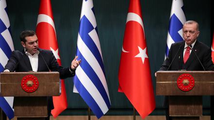 Ungewohnte Einigkeit: Der türkische Präsident Recep Tayyip Erdogan und der griechische Premierminister Minister Alexis Tsipras bei der gemeinsamen Pressekonferenz. 