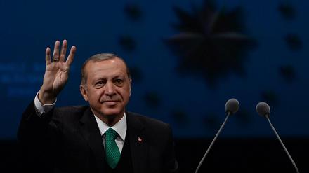 Erdogan räumt erstmals öffentlich ein, dass er eine Niederlage erleiden könnte. 