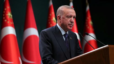 Der türkische Premier Erdogan führt sein Land weiter von Europa weg - findet die EU. 